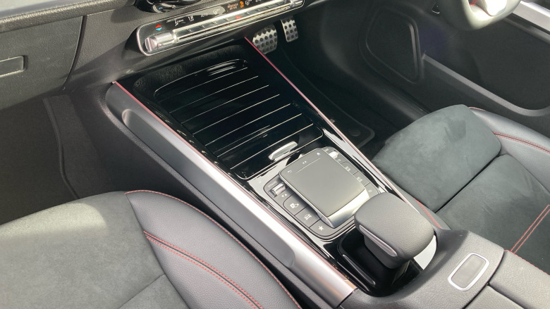 Mercedes-Benz Eqb 350 4Matic 215kW AMG Line 66.5kWh 5dr Auto Electric Estate